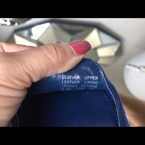 Tory Burch Embroidered Floral Smoking Slipper - Picture 5 of 8